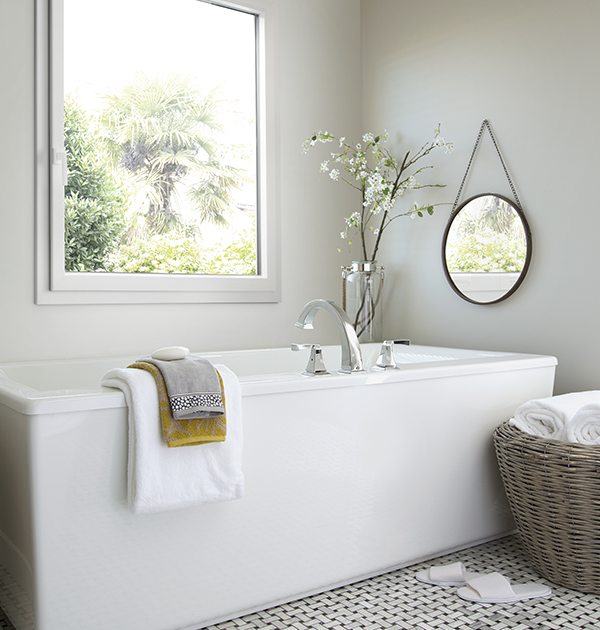 Fenêtre de salle de bain à Nantes (44) - Menuiserie du Héron - Maître Artisan Spécialiste Rénovation